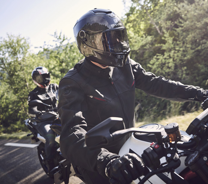 Comment choisir son casque moto : astuces - Le Bol