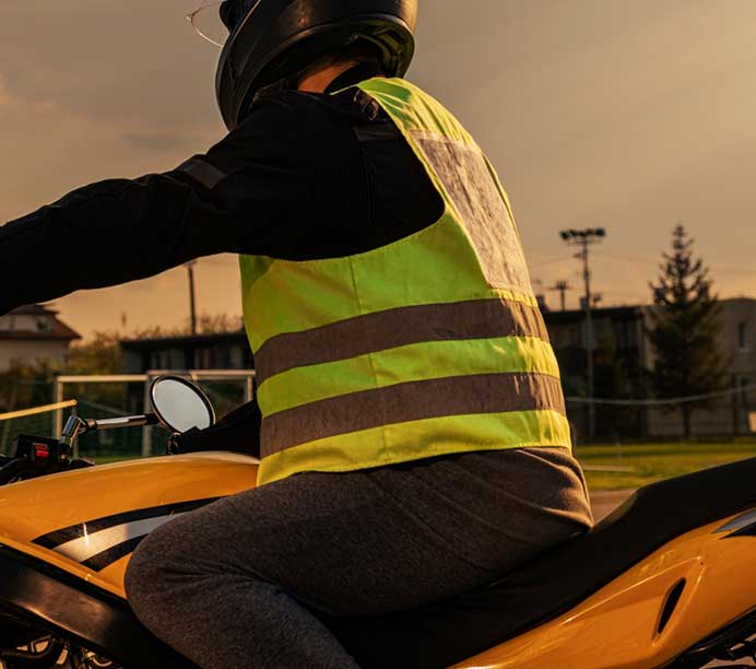 Assurance Moto Jeune Conducteur : Tarifs et Conditions en 2023