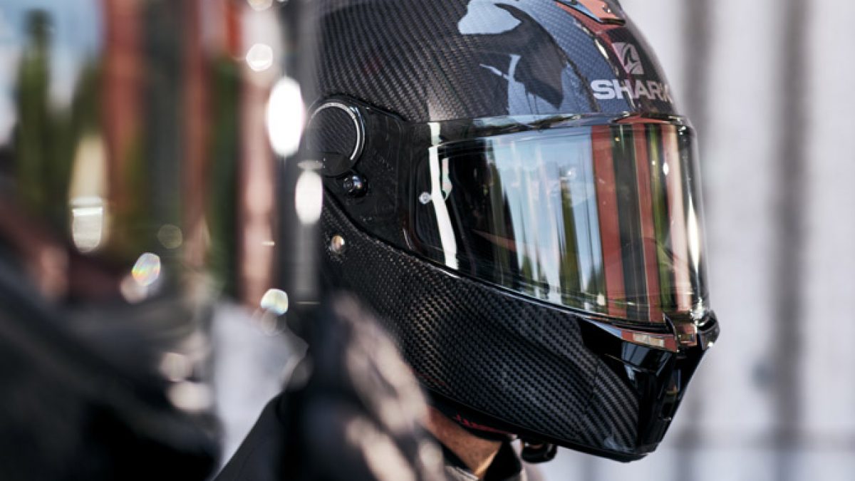 Casque Moto Femme : comment choisir le votre en 2022 ?